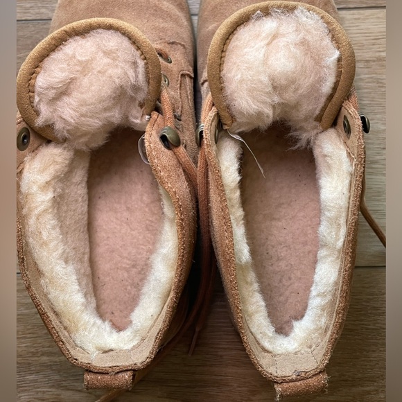 UGG Bethany Boots - Chestnut - Picture 6 of 8